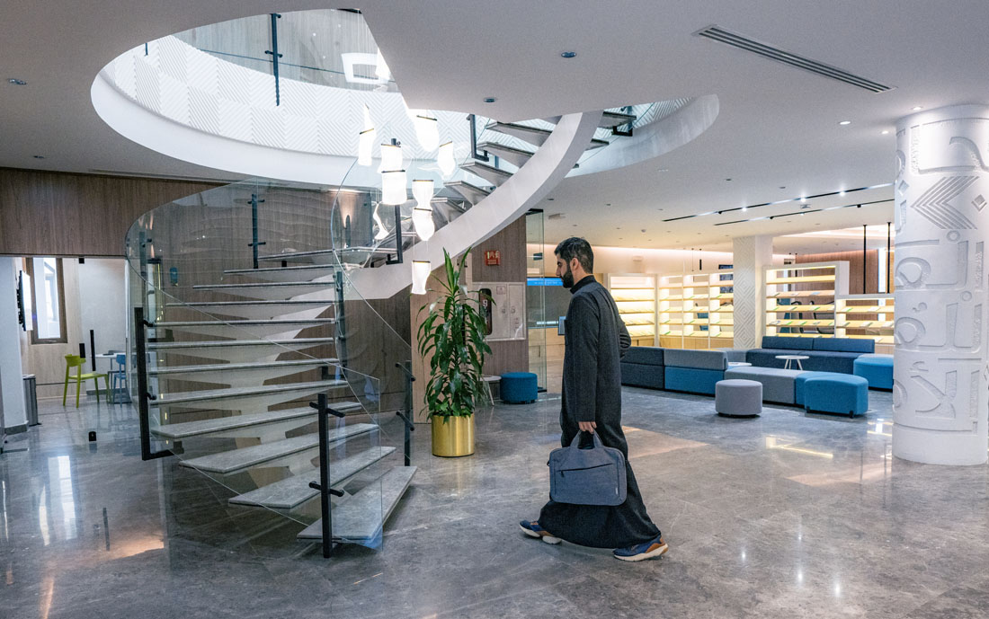 صورة داخلية للمكتبة